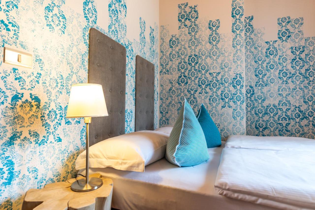 Sleep In Venzone Hotel Bagian luar foto