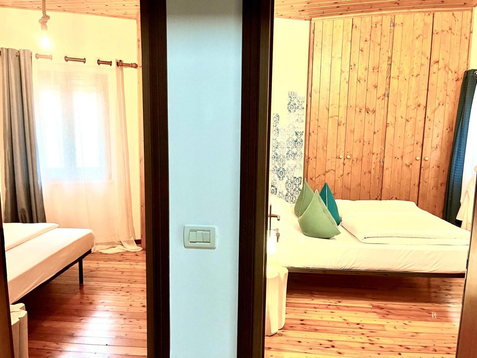 Sleep In Venzone Hotel Bagian luar foto